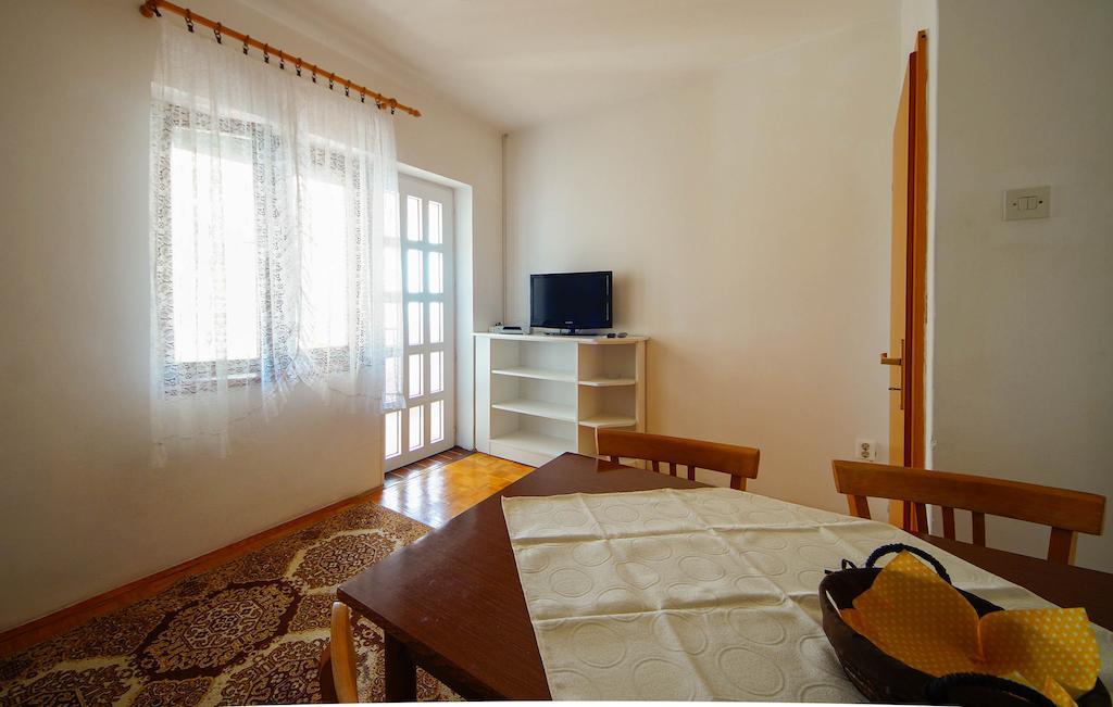 Apartments Lina Novi Vinodolski Szoba fotó